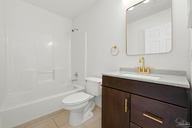 369 Mirabelle Dr, Pensacola, FL 32514