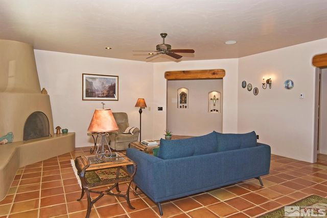 10 Dee Court, Smith Valley, NV 89430