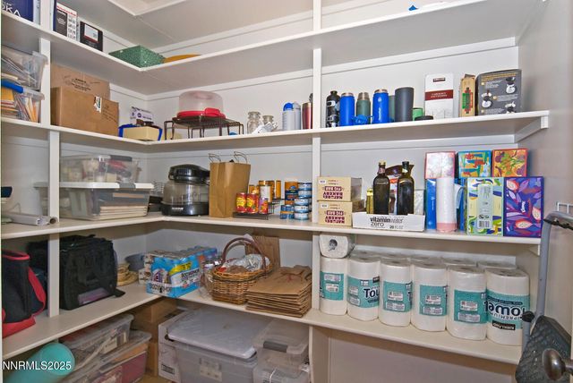 10 Dee Court, Smith Valley, NV 89430