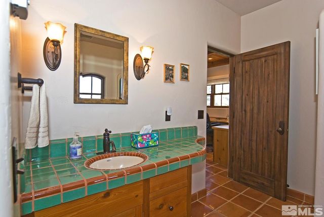 10 Dee Court, Smith Valley, NV 89430