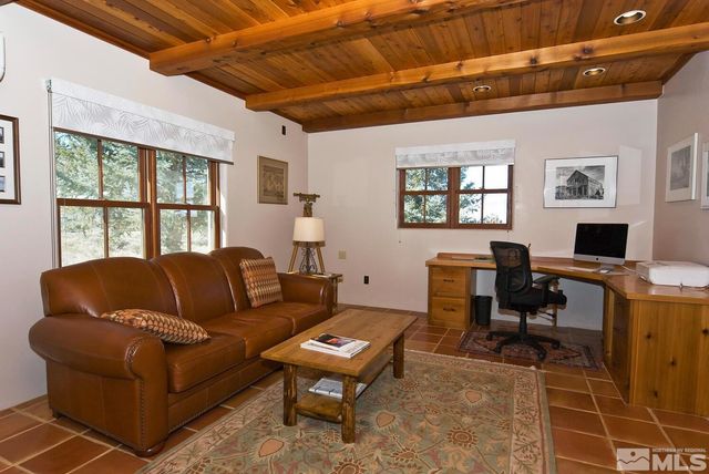 10 Dee Court, Smith Valley, NV 89430