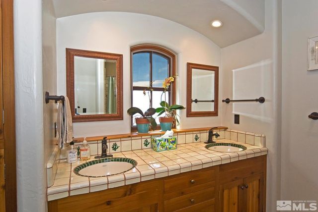 10 Dee Court, Smith Valley, NV 89430