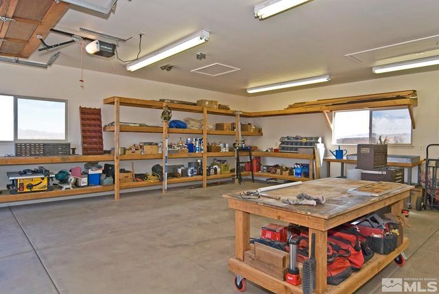 10 Dee Court, Smith Valley, NV 89430