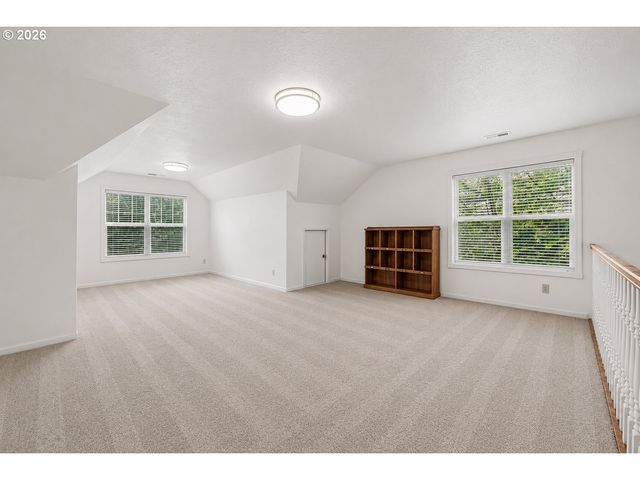 9028 Nw BENSON St, Portland, OR 97229