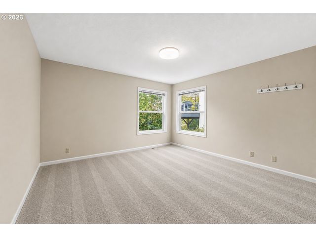 9028 Nw BENSON St, Portland, OR 97229