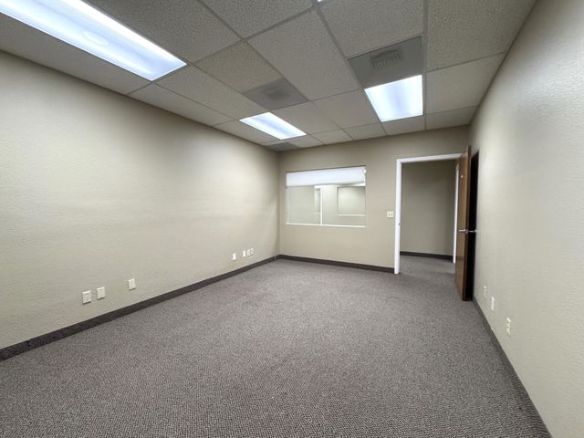 1890 Park Marina Drive, 101, Redding, CA 96001