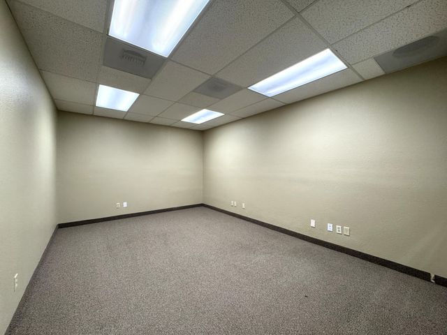 1890 Park Marina Drive, 101, Redding, CA 96001