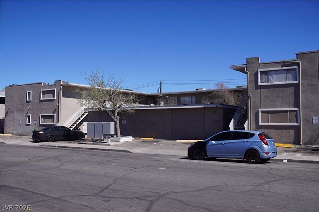 212 Orland Street 26, Las Vegas, NV 89107
