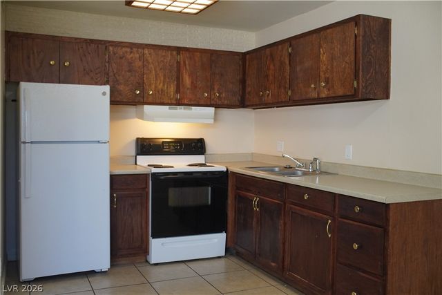 212 Orland Street 26, Las Vegas, NV 89107