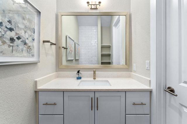 4323 Spicewood Springs RD 2, Austin, TX 78759