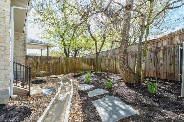 4323 Spicewood Springs RD 2, Austin, TX 78759