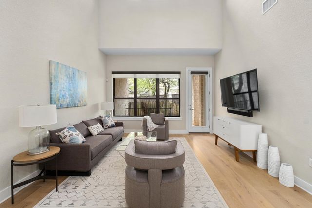 4323 Spicewood Springs RD 2, Austin, TX 78759