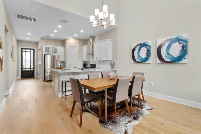 4323 Spicewood Springs RD 2, Austin, TX 78759