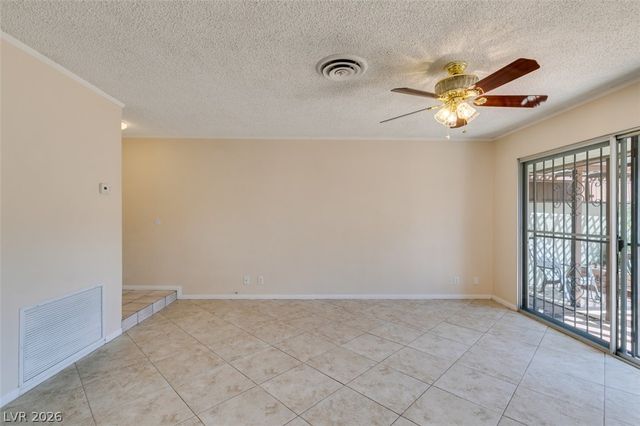 2458 Paradise Village Way, Las Vegas, NV 89120