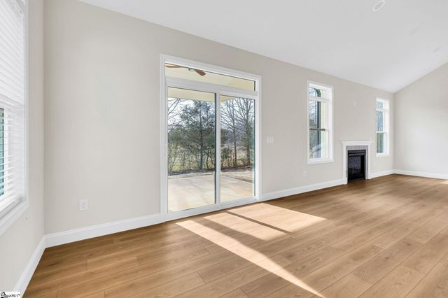 1434 Scuffletown Road, Simpsonville, SC 29681