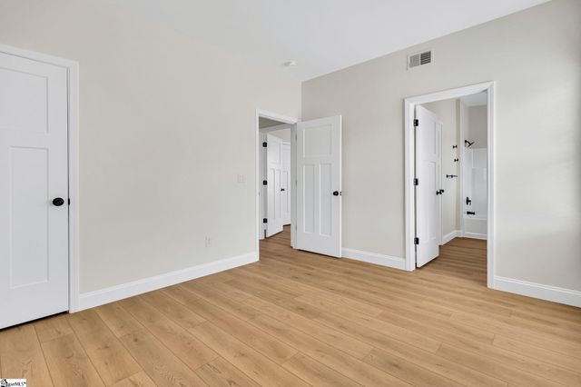 1434 Scuffletown Road, Simpsonville, SC 29681