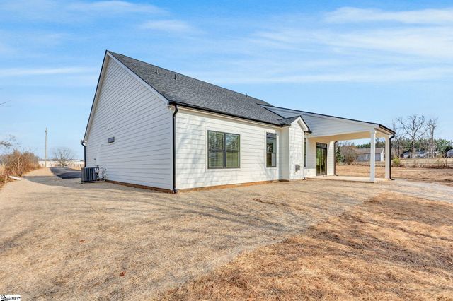 1434 Scuffletown Road, Simpsonville, SC 29681