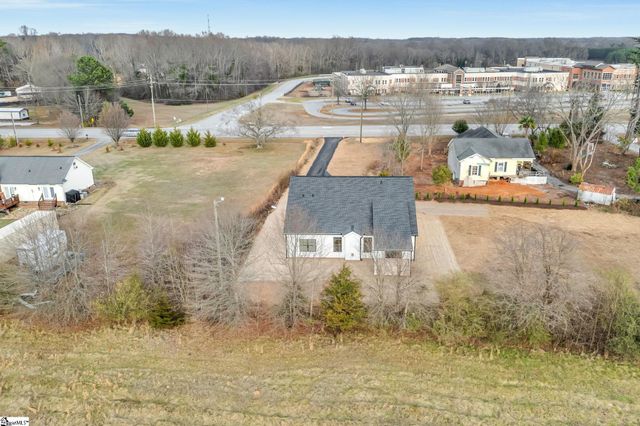 1434 Scuffletown Road, Simpsonville, SC 29681