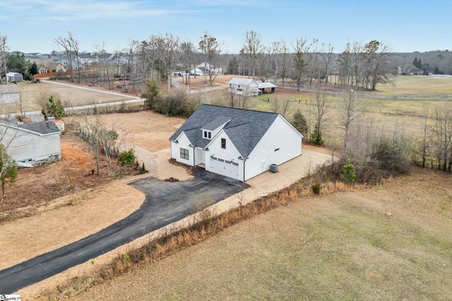 1434 Scuffletown Road, Simpsonville, SC 29681