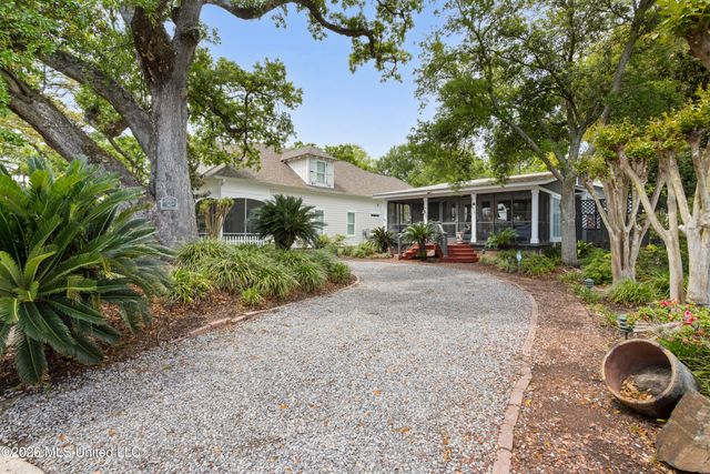 614 2nd Street, Gulfport, MS 39501