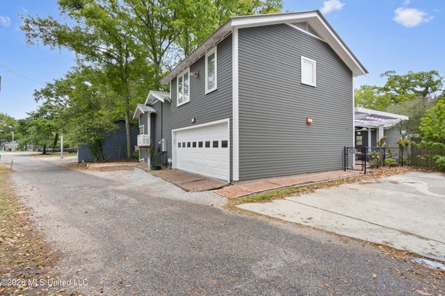 614 2nd Street, Gulfport, MS 39501