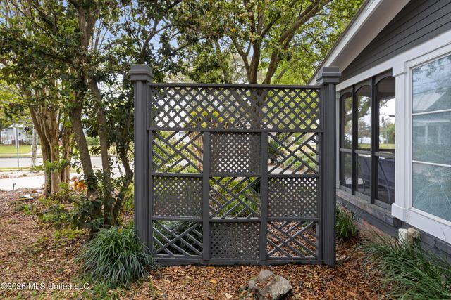 614 2nd Street, Gulfport, MS 39501