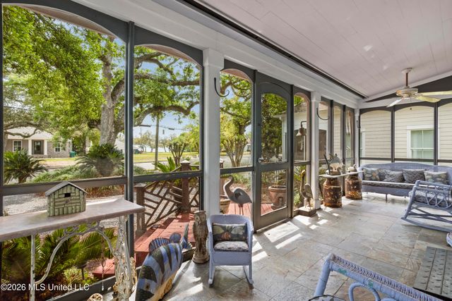 614 2nd Street, Gulfport, MS 39501