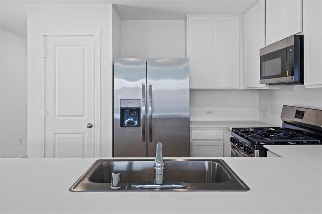 2020 Belgian Drive, Aubrey, TX 76227