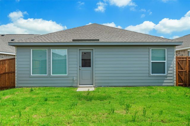 2020 Belgian Drive, Aubrey, TX 76227