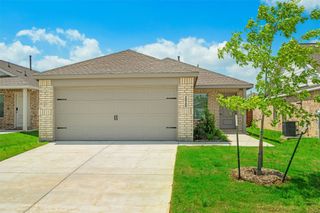 2020 Belgian Drive, Aubrey, TX 76227