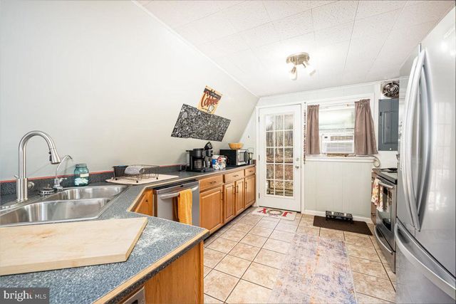 14141 ROBERTS RD, Hancock, MD 21750