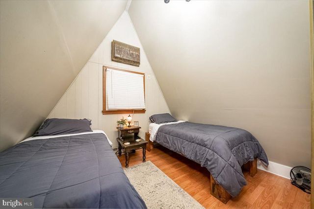 14141 ROBERTS RD, Hancock, MD 21750