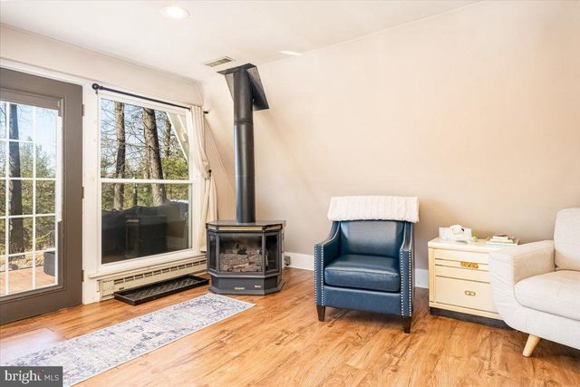 14141 ROBERTS RD, Hancock, MD 21750