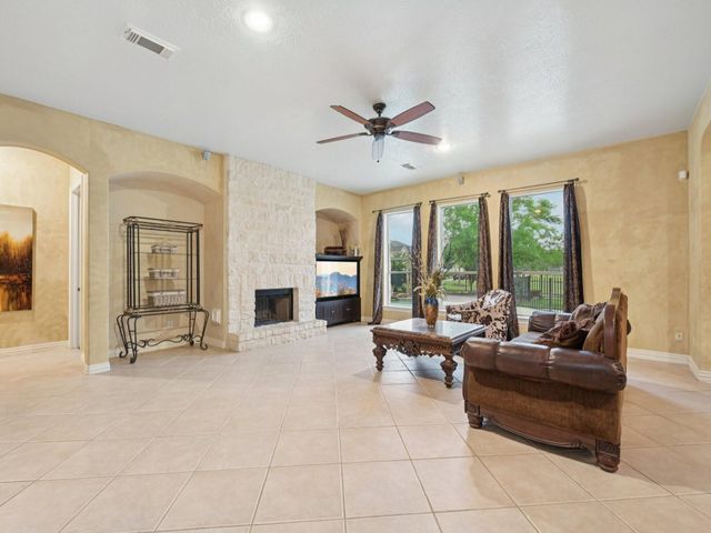 2903 Longhorn Circle, Manvel, TX 77578