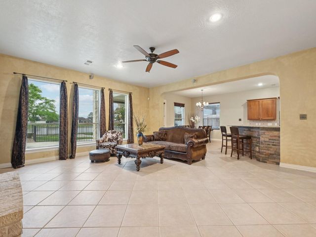 2903 Longhorn Circle, Manvel, TX 77578