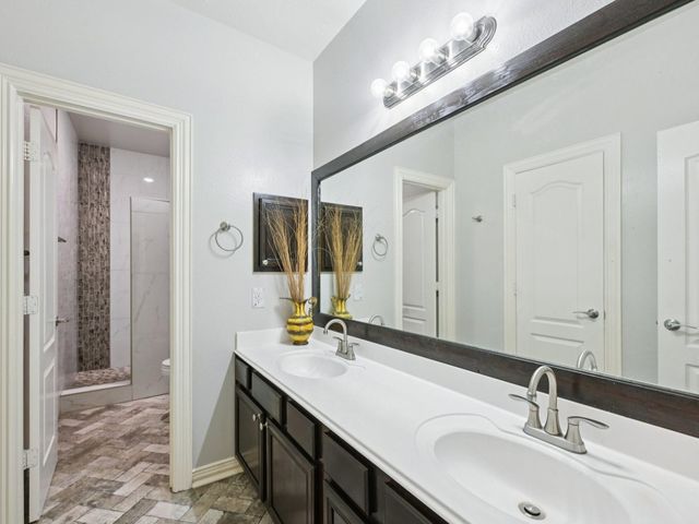 2903 Longhorn Circle, Manvel, TX 77578