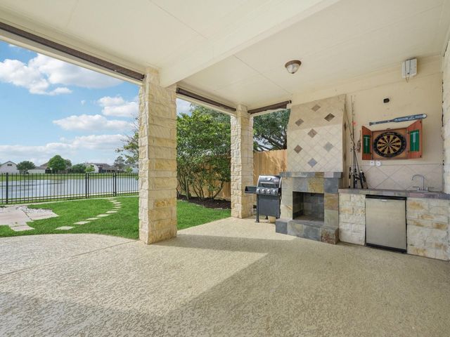 2903 Longhorn Circle, Manvel, TX 77578