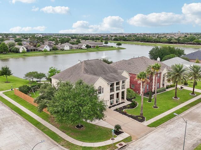 2903 Longhorn Circle, Manvel, TX 77578