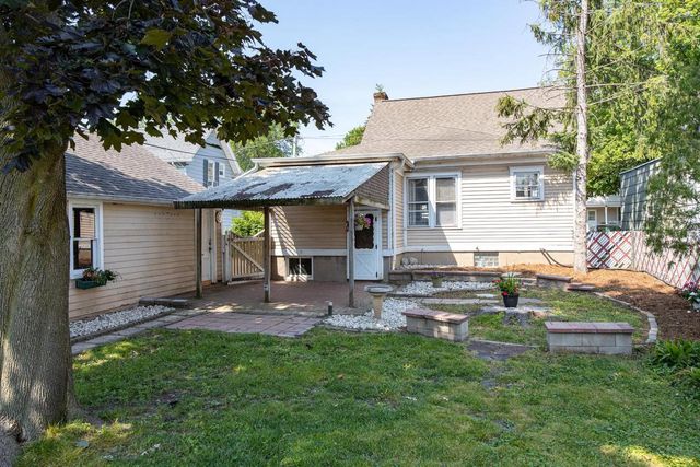 714 N ONEIDA STREET, Appleton, WI 54911