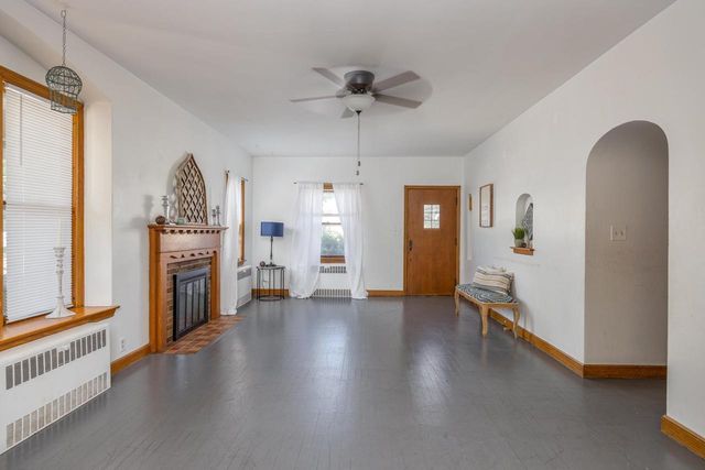 714 N ONEIDA STREET, Appleton, WI 54911