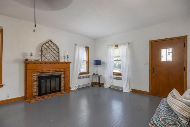 714 N ONEIDA STREET, Appleton, WI 54911