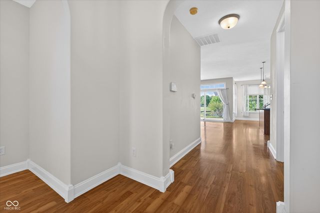 155 Coatsville Drive, Westfield, IN 46074