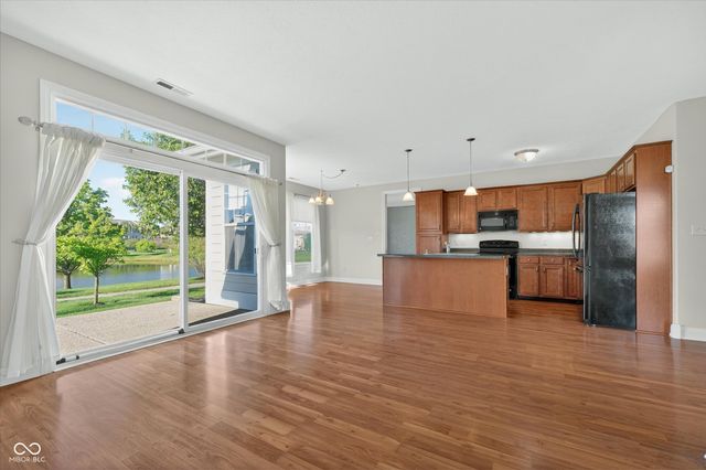 155 Coatsville Drive, Westfield, IN 46074