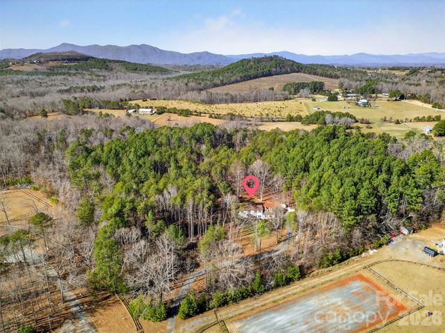 1146 Landrum Road, Columbus, NC 28722