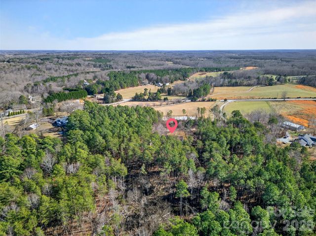 1146 Landrum Road, Columbus, NC 28722