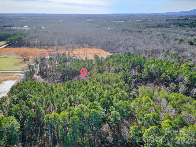 1146 Landrum Road, Columbus, NC 28722