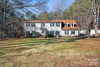 1146 Landrum Road, Columbus, NC 28722