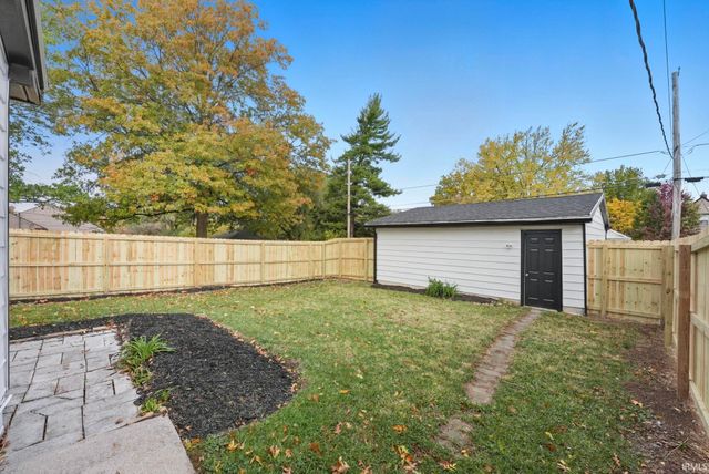 2601 Lynn Avenue, Fort Wayne, IN 46805
