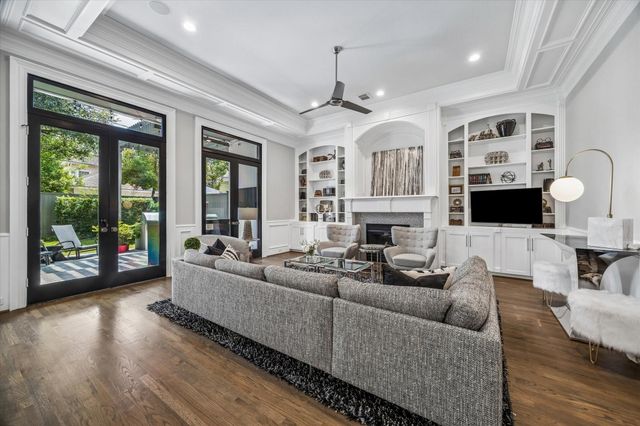 3711 Elmora Street, Houston, TX 77005