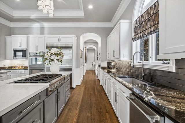 3711 Elmora Street, Houston, TX 77005